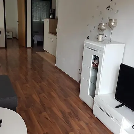 Adrijana Apartment *